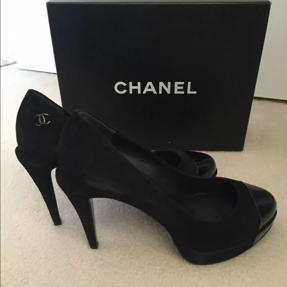 Chanel heels size 39.5 suede - Picture 3 of 6